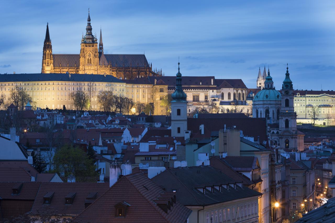 Kajetanka Lägenhet Prag Exteriör bild